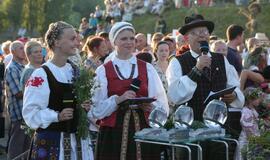 Joninių šventė Jono kalnelyje