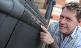 Teatro aikštę papuošė ispanų automobilių paroda