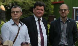 Žaismingai atidaryta stovykla vaikams su negalia