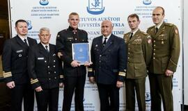 „Iškeptas“ naujas diplomuotų jūrininkų desantas