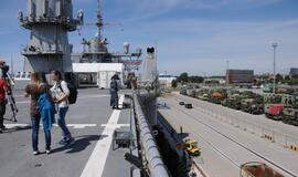 Į Klaipėdą atvyko JAV karinis jūrų laivas USS Mount Whitney