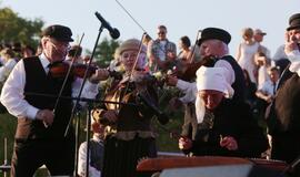 Joninių šventė Jono kalnelyje