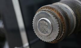 Teatro aikštę papuošė ispanų automobilių paroda