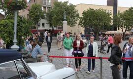 Teatro aikštę papuošė ispanų automobilių paroda