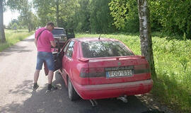 Policininkui pasiūlė sriubtelti iš kakliuko