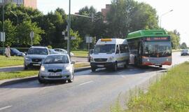 Susidūrė keleivinio transporto priemonės