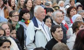 Himno giedojimas ir koncertas