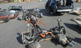 Klaipėdoje sulaikė dalimis išardytą „Porsche Cayenne“