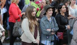 Himno giedojimas ir koncertas