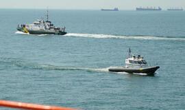 Tarnybos gelbėjo 12 užgesusio laivo keleivių