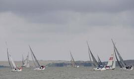 Net dvi "Kuršių marių regatos" taures iškovojo jachta "Keturi vėjai", istorinę pergalę šventė ir jachtos "Raganosis-Eltel" įgula