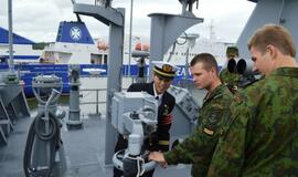 Japonų laivus lanko klaipėdiečiai