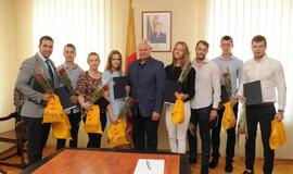 Stalo tenisininkams ir karatistams - mero padėka