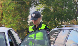 Policijoje ateityje dirbs daugiau merginų