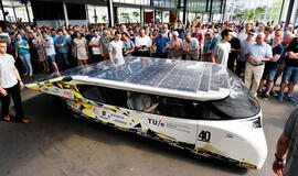 Saulė vietoje benzino