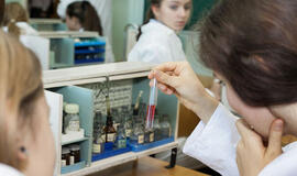 Moksleiviams - laboratorijų centras