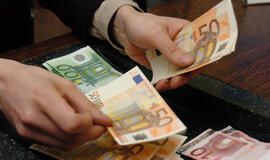 „Paysera“ teigia sustabdžiusi didelio masto aferą - finansines piramides