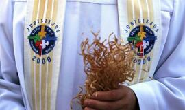 Į kelią - su šventintais automobiliais