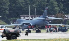 Šiaurės Korėja pagrasino sunaikinsianti JAV bazę Guamo saloje