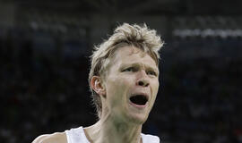 Mindaugas Kuzminskas NBA ikisezonines rungtynes stebėjo nuo suolo