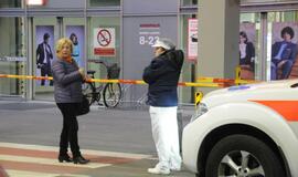 Iš "Akropolio" evakuoti žmonės