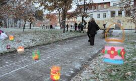 Žibintai prie Eduardo Balsio menų gimnazijos