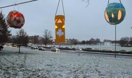 Žibintai prie Eduardo Balsio menų gimnazijos