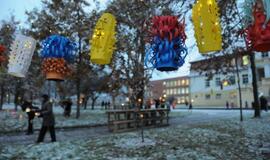 Žibintai prie Eduardo Balsio menų gimnazijos