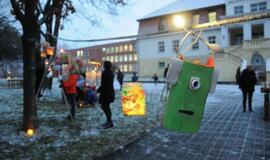 Žibintai prie Eduardo Balsio menų gimnazijos