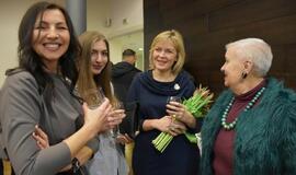 Kalėdų stebuklai tęsiasi: mama ir dukra