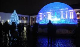 Teatro aikštėje – dar vienas gražus akcentas