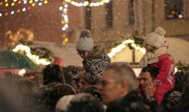 Eglės įžiebimo ceremonijoje netrūko magijos