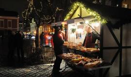 Teatro aikštėje – dar vienas gražus akcentas