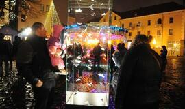 Teatro aikštėje – dar vienas gražus akcentas