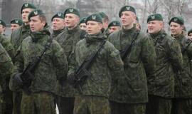 Klaipėdoje į atsargą išlydėti kariai