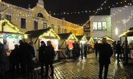 Teatro aikštėje – dar vienas gražus akcentas