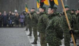 Klaipėdoje į atsargą išlydėti kariai