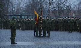 Klaipėdoje į atsargą išlydėti kariai