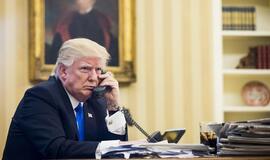 Donaldas Trampas ir Vladimiras Putinas per pirmąjį oficialių pokalbį aptarė terorizmo situaciją