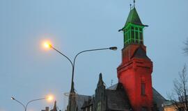 Atminimo laužas sausio 13-ajai prie Klaipėdos miesto savivaldybės