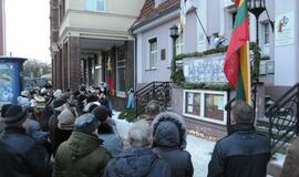 Atminimo laužas sausio 13-ajai prie Klaipėdos miesto savivaldybės