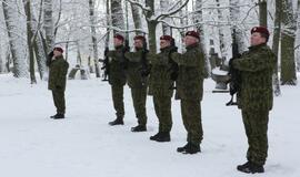 Žuvusiųjų pagerbimo ceremoniją prie paminklo 1923 m. sukilimo dalyviams