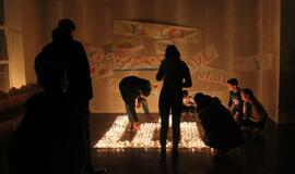 1000 laisvės žvakučių