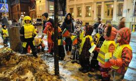 Atminimo laužas sausio 13-ajai prie Klaipėdos miesto savivaldybės