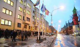 Atminimo laužas sausio 13-ajai prie Klaipėdos miesto savivaldybės