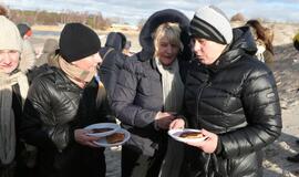 Šventojoje su More sudegintos negandos