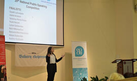 Dvidešimtajame Respublikiniame jaunųjų oratorių konkurse kalbėta apie taiką ir karą