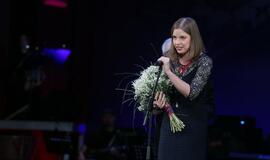 „Auksiniais scenos kryžiais“ pasidabino Gunteris Krameris ir opera „Don Karlas“