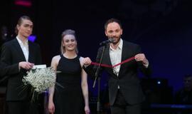 „Auksiniais scenos kryžiais“ pasidabino Gunteris Krameris ir opera „Don Karlas“