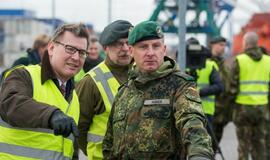 Klaipėdos uoste - Nyderlandų karių kovinė technika